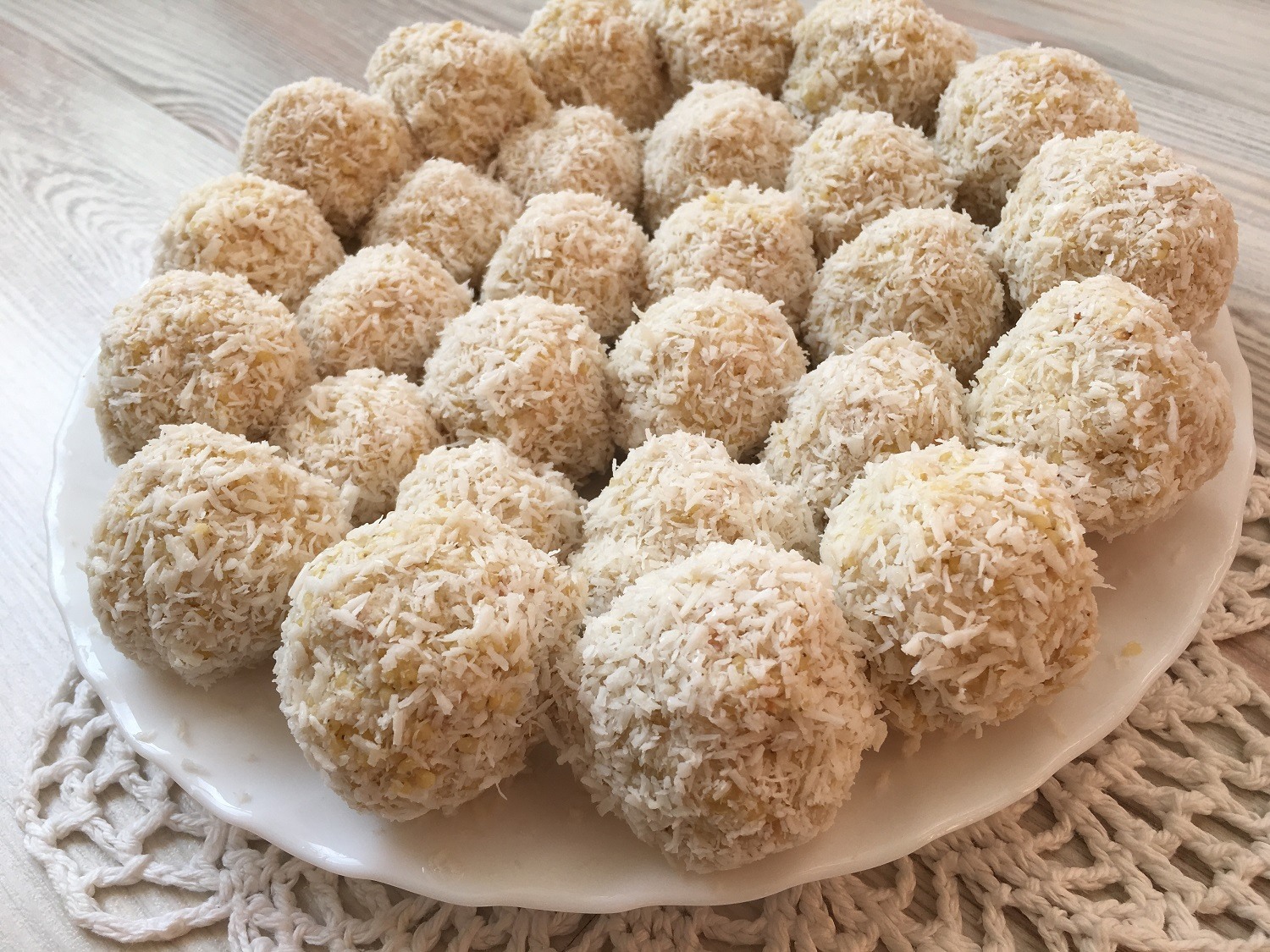 Domowe kulki a'la raffaello